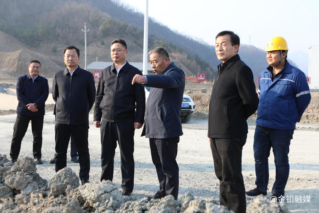 20231209--陕西有色党委书记董事长吴群英一行到3044永利集团汝阳调研 (2).JPG