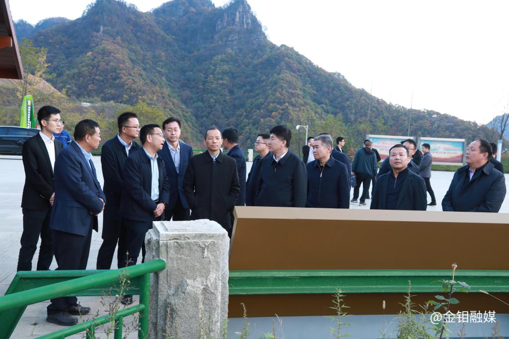 20231025-10.23陕西省人大常委会委员、省人大环资委副主任委员王军营一行来3044永利集团集团矿山分公司参观调研 (1).JPG