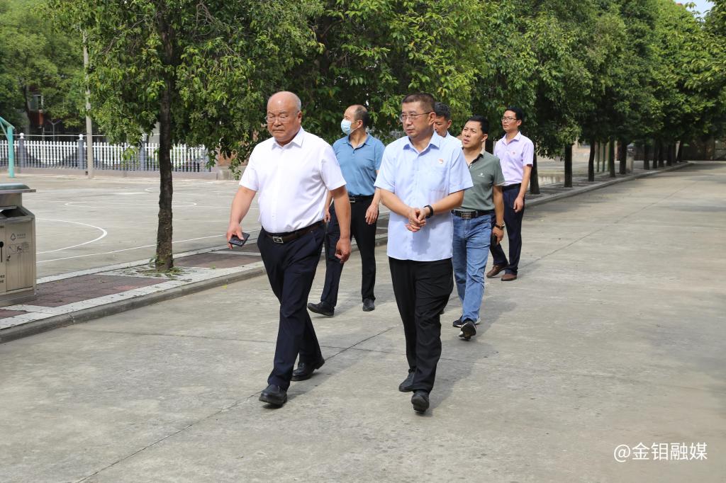 20230912-柳总视察技工学校-视察校园环境 .JPG