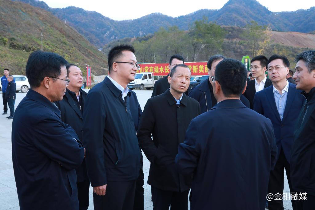 20231025-10.23陕西省人大常委会委员、省人大环资委副主任委员王军营一行来3044永利集团集团矿山分公司参观调研 (2).JPG