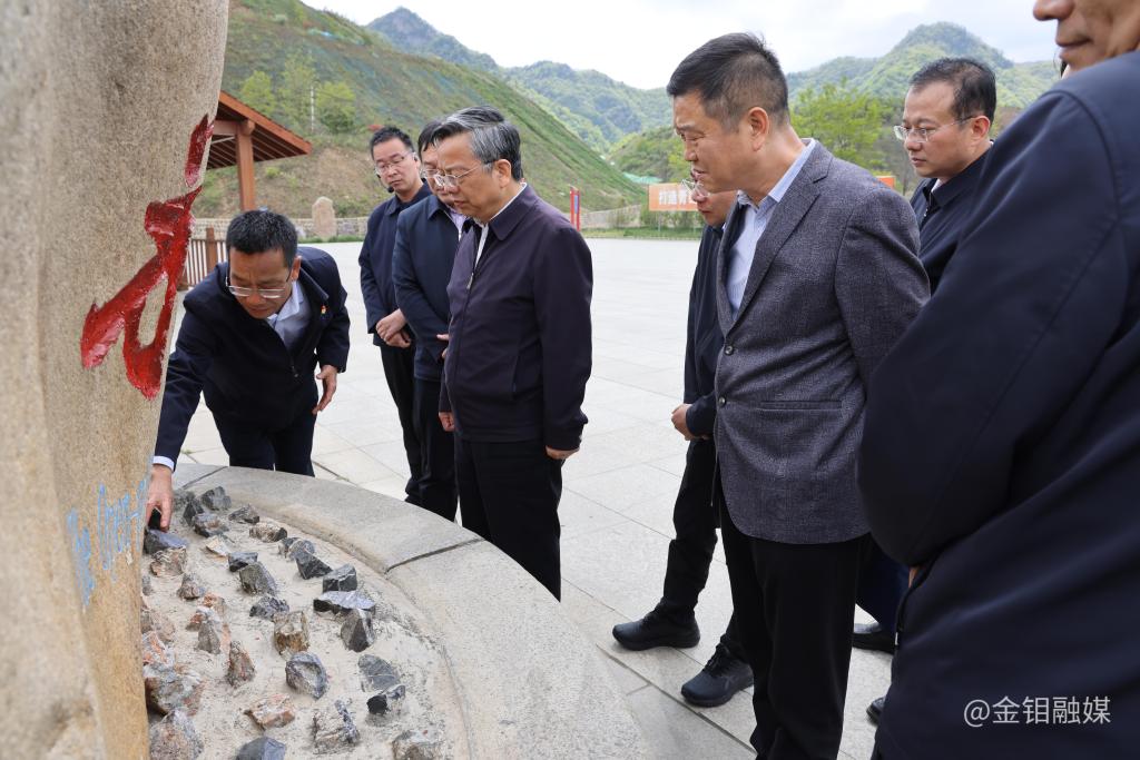 20230512-陕西省第三大气污染治理专项督察组来矿山分公司督导检查大气污染治理工作 (2).JPG 20230512-陕西省第三大气污染治理专项督察组来矿山分公司督导检查大气污染治理工作 (2).JPG